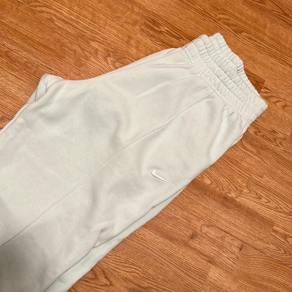 Nike Sweatpants